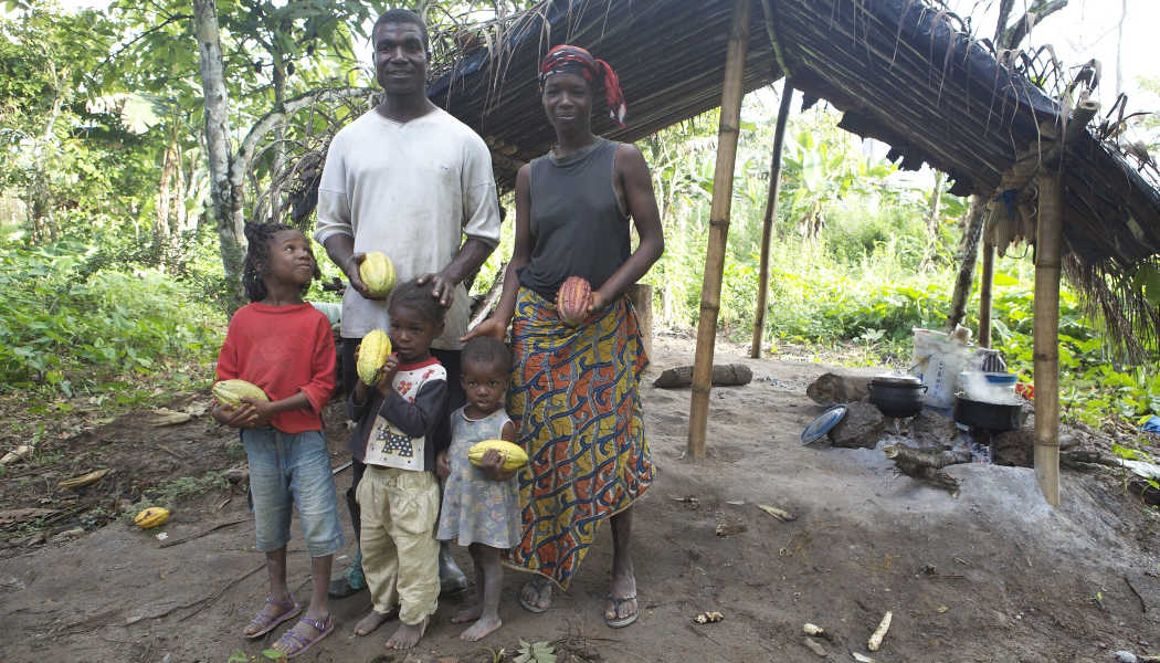 Cocoa farmer and his family, Côte d'Ivoire
